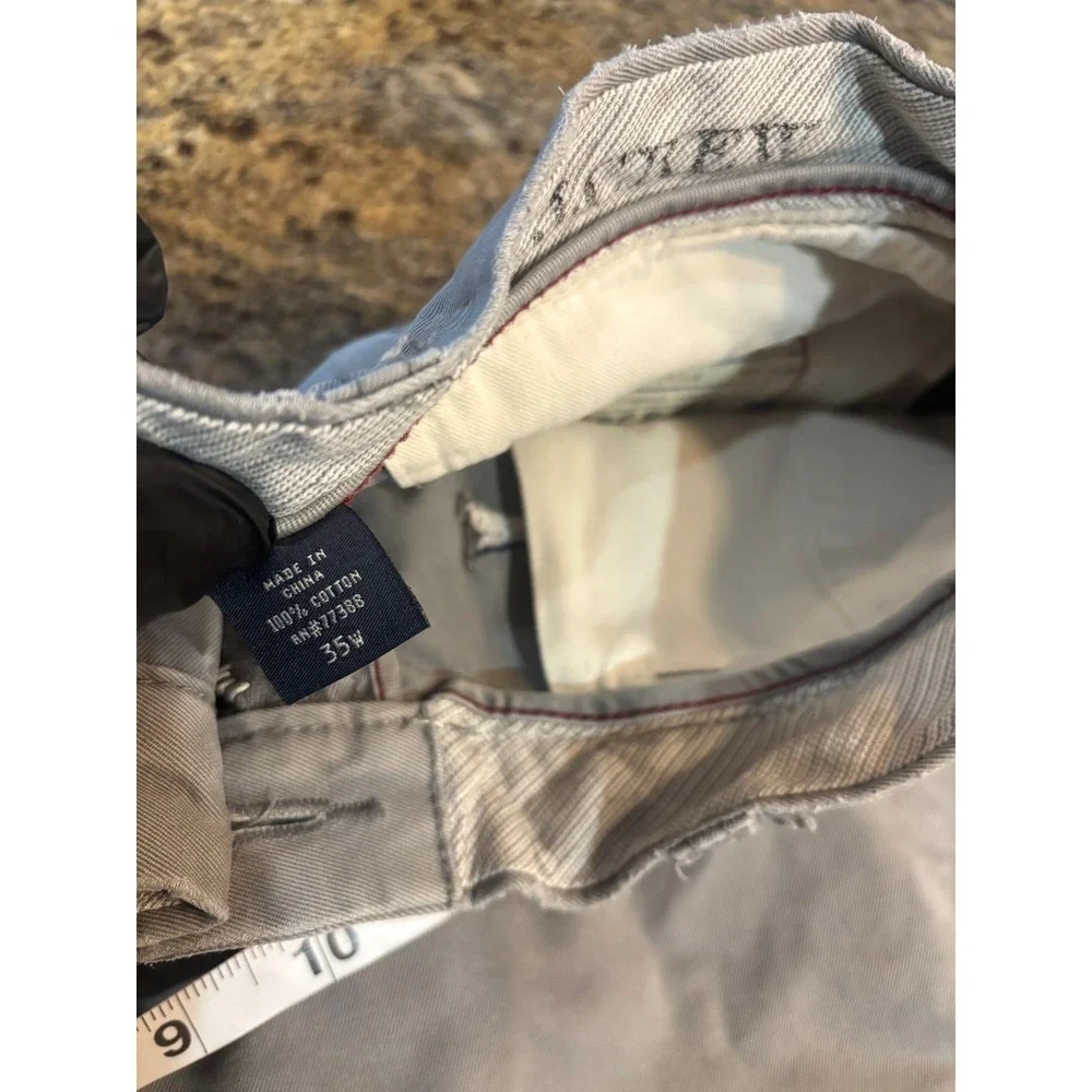 J. Crew Shorts Mens 35W Gray‎ Embroidered Flags Regular Fit Raw Hem Preppy Y2K